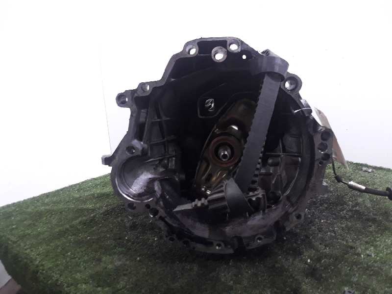 VOLKSWAGEN Passat B5 (1996-2005) Gearbox EEN 18387749