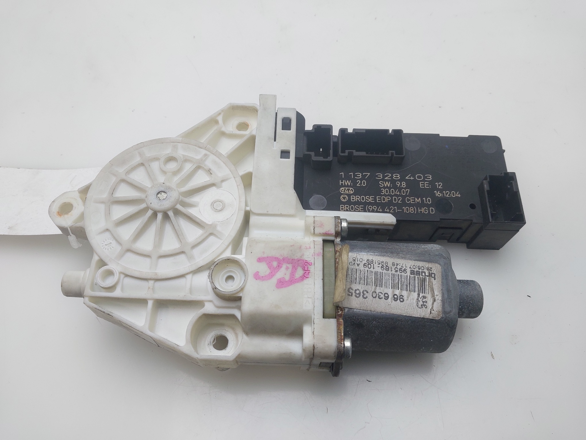 VAUXHALL 407 1 generation (2004-2010) Front Right Door Window Control Motor 9663036580 23985380