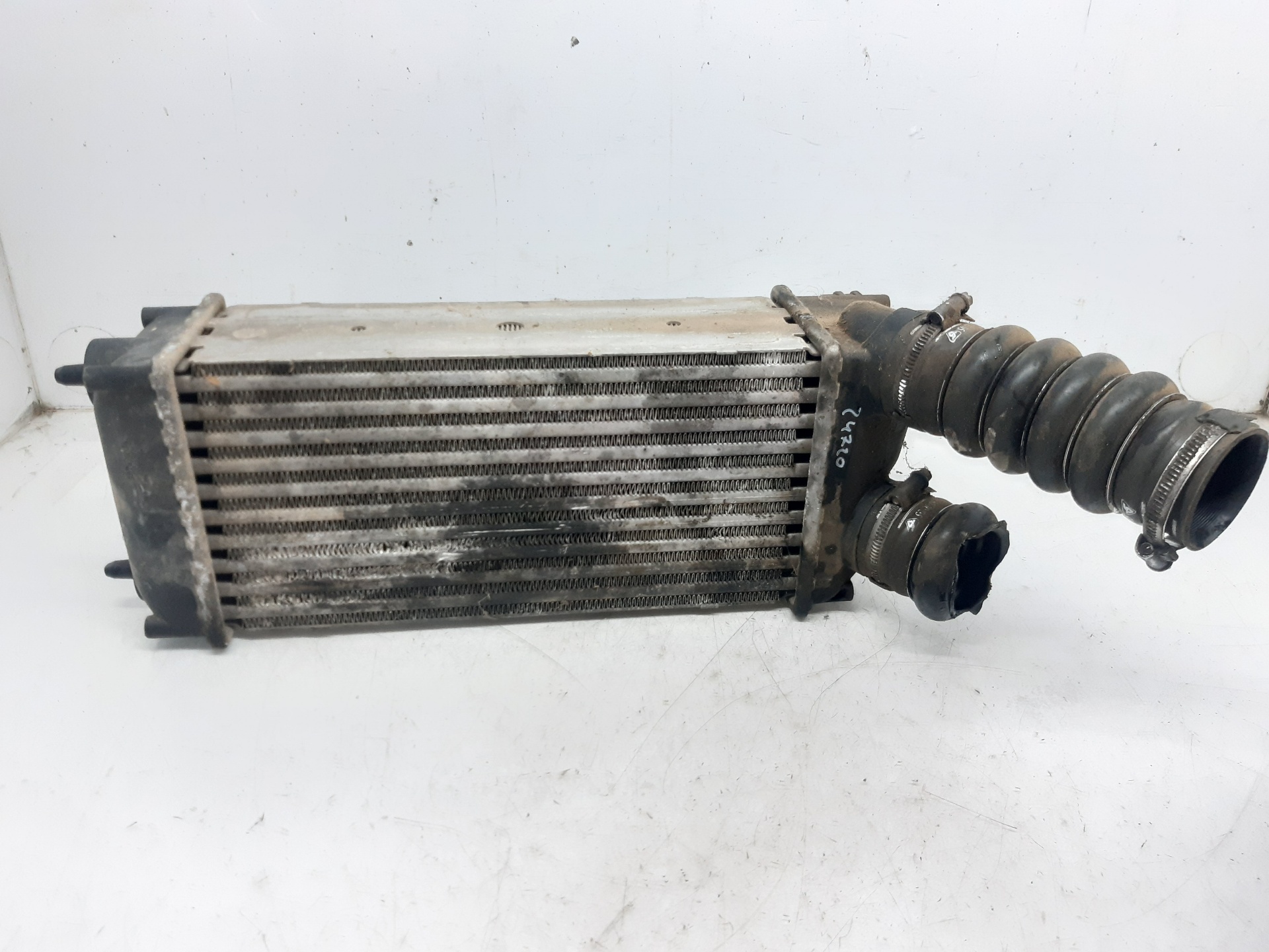 CITROËN C4 1 generation (2004-2011) Intercooler Radiator 0384H5 18715579