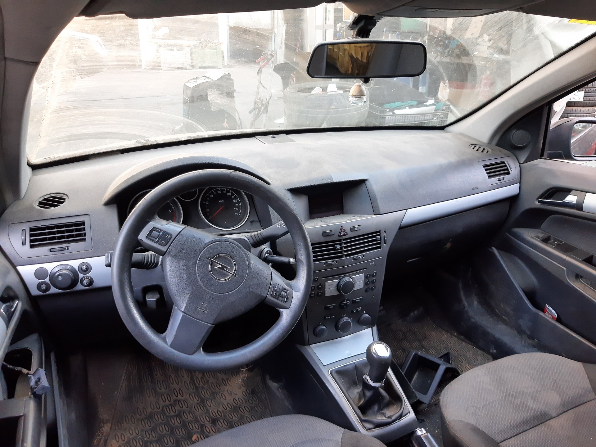 OPEL Astra J (2009-2020) Galinio dangčio (bagažinės) valytuvo kojelė 13105983 22439050