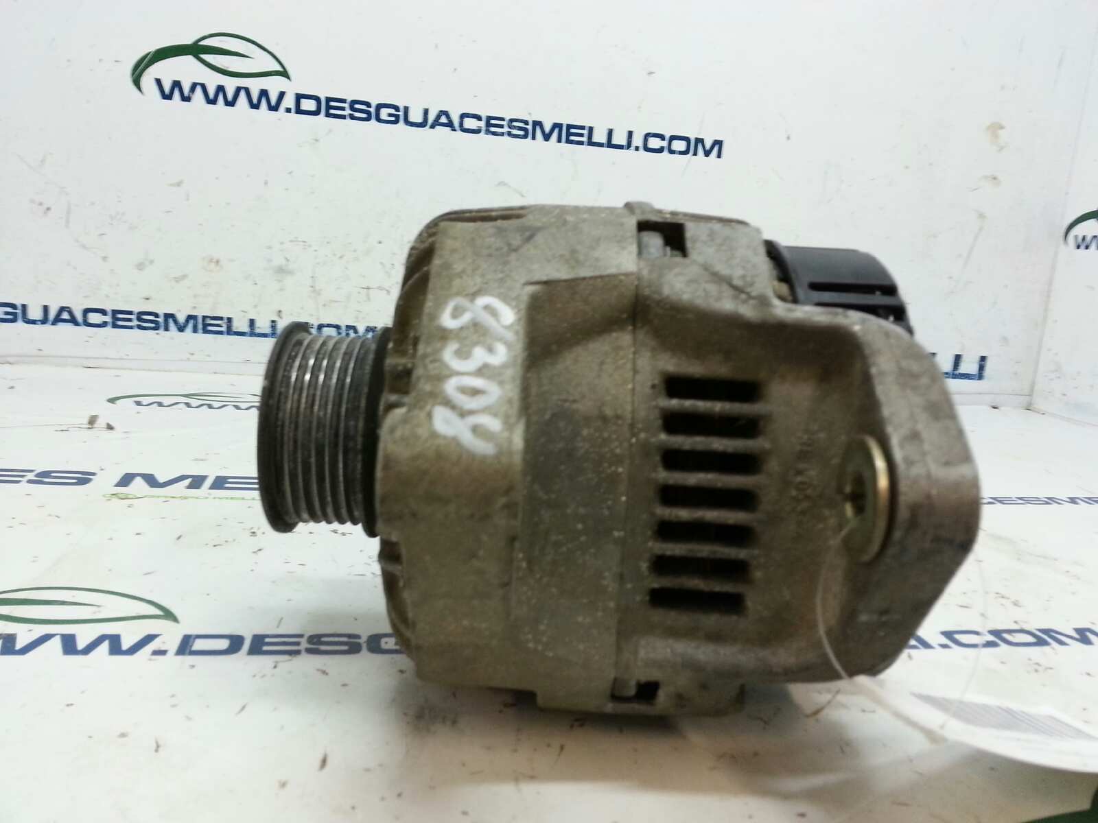 RENAULT Megane 1 generation (1995-2003) Alternator 7700431943 24075699