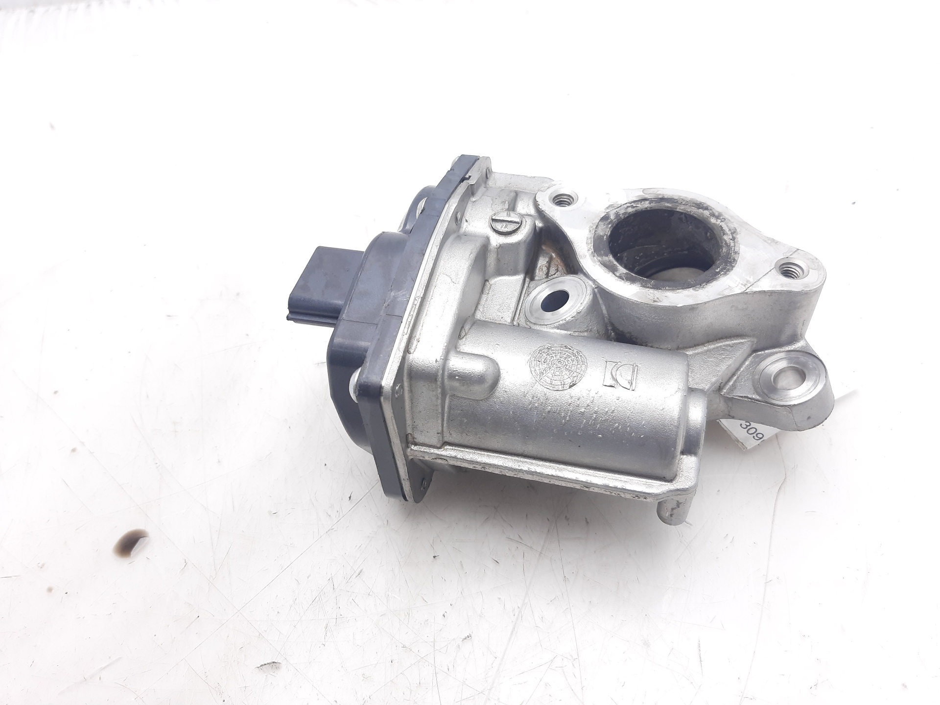 NISSAN Qashqai 2 generation (2013-2023) EGR-ventil 8201143495 22740127