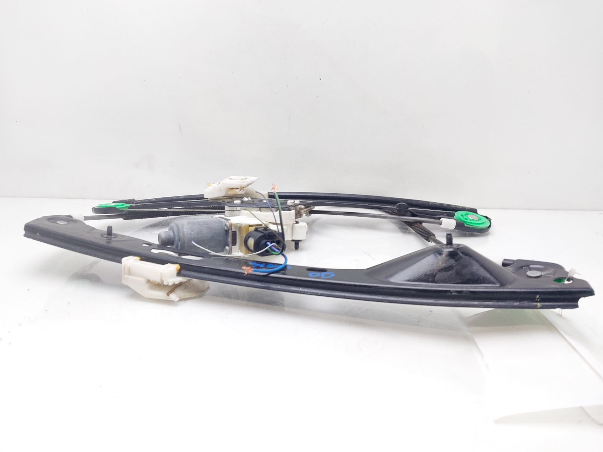 BMW 1 Series E81/E82/E87/E88 (2004-2013) Front Right Door Window Regulator 7067796S 20414456