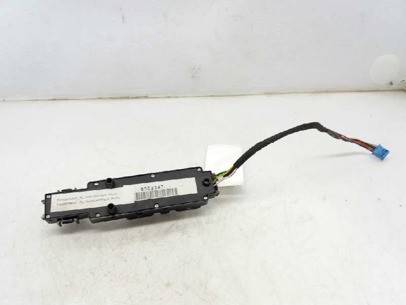 MERCEDES-BENZ S-Class W220 (1998-2005) Front Left Door Window Switch 2208201010 20175460