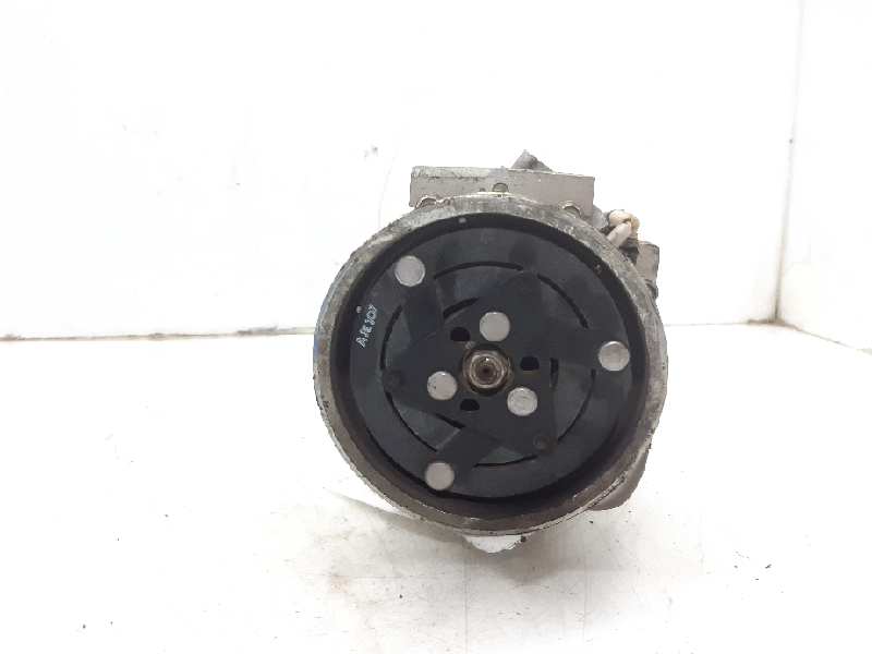 DACIA Sandero 2 generation (2013-2020) Pompe de climatisation 8200840899 24007775