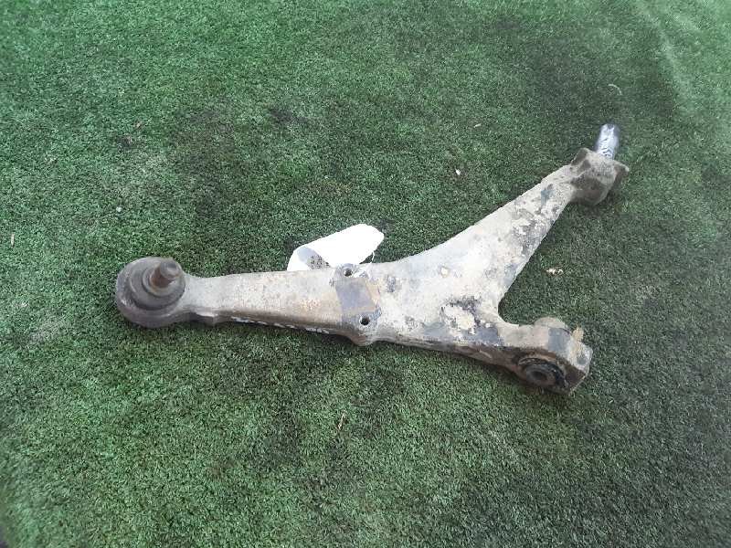 CITROËN Saxo 2 generation (1996-2004) Front Left Arm 352079 24107380