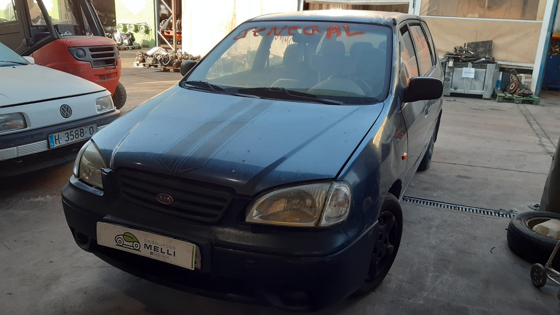 KIA Carens 2 generation (2002-2006) Стеклоподъемник задней правой двери 0K2FA587256Y 18745629