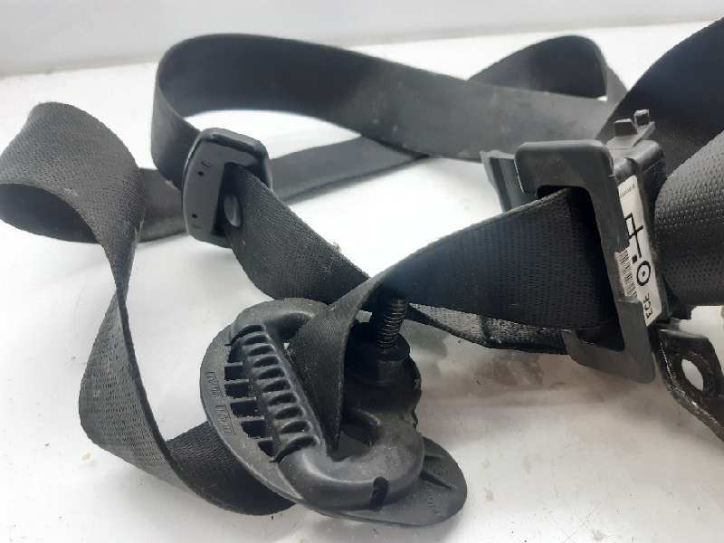 BMW 3 Series E90/E91/E92/E93 (2004-2013) Front Left Seatbelt 330598482 18629292