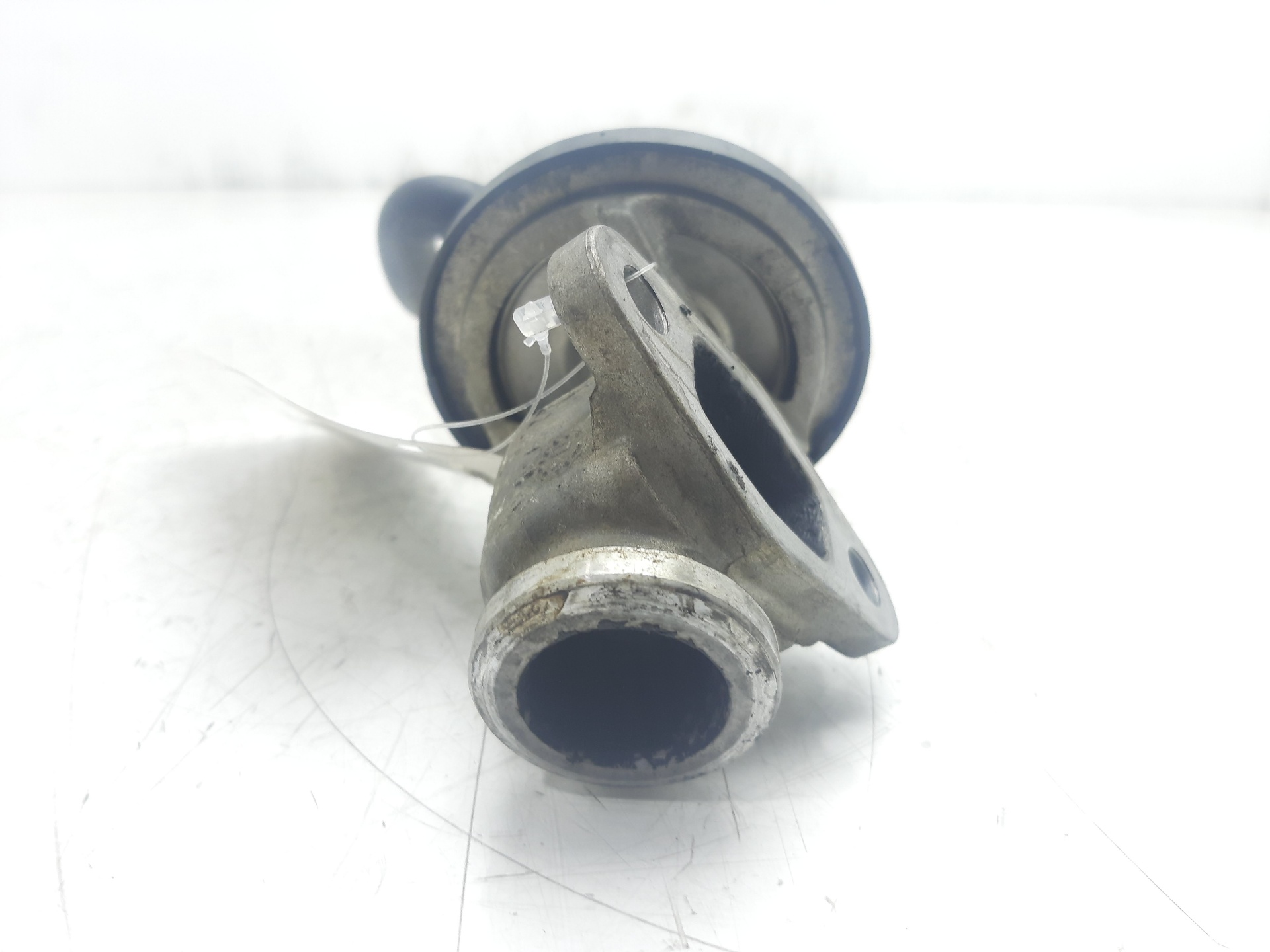 VOLKSWAGEN Bora 1 generation (1998-2005) EGR Valve 038129637 22333156