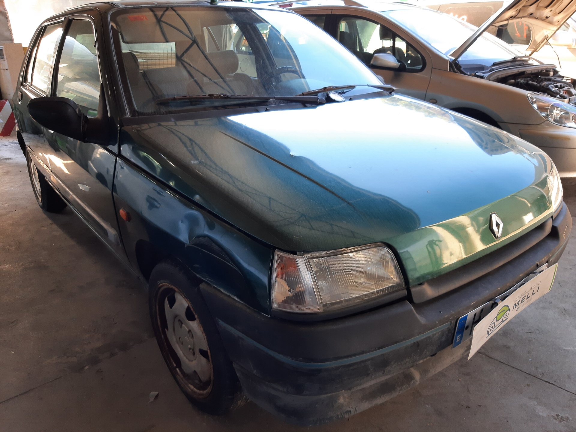 RENAULT Clio 1 generation (1990-1998) Вентилятор диффузора 7700828623 18754513