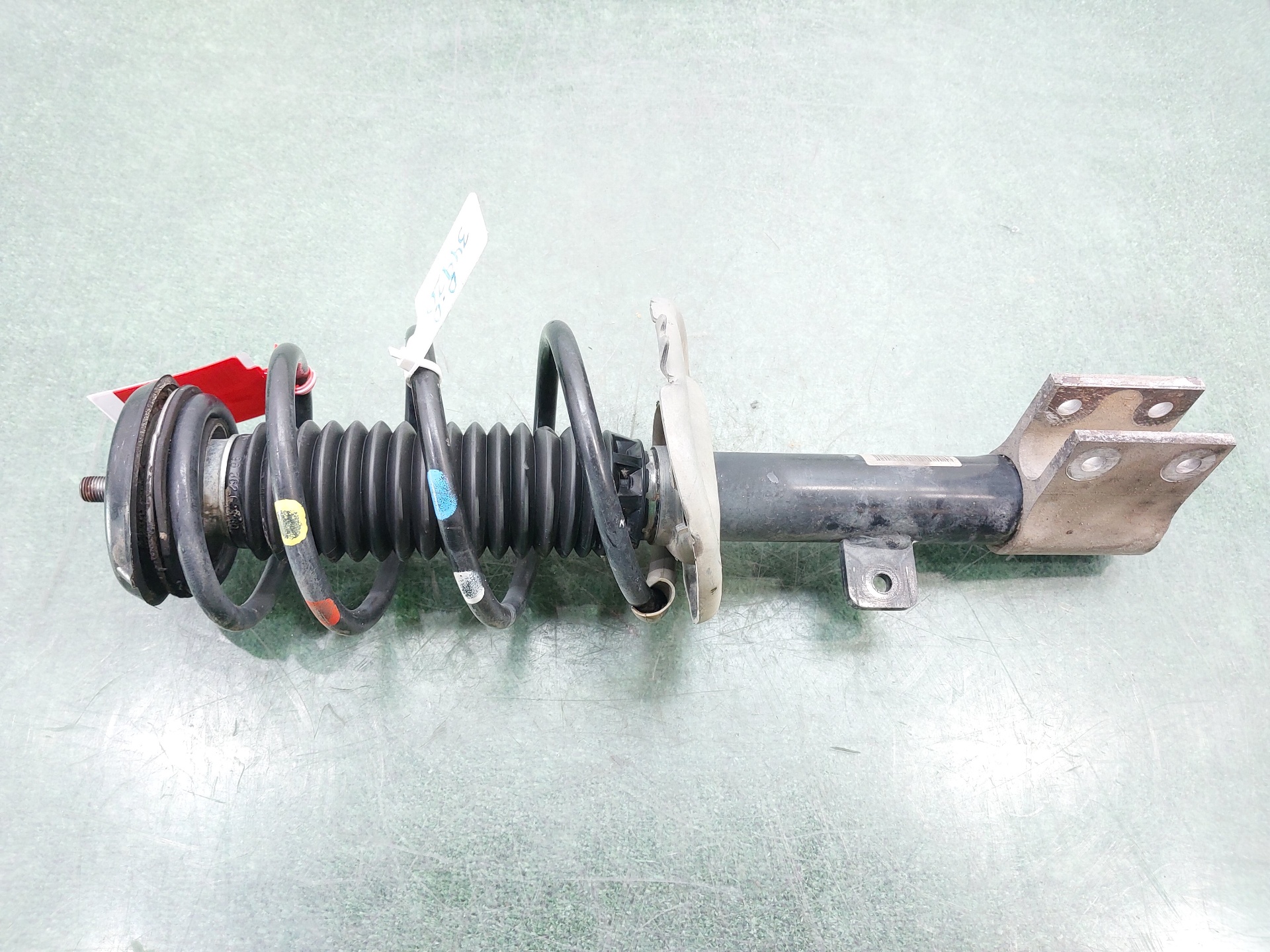 PEUGEOT Partner 2 generation (2008-2023) Front Right Shock Absorber 9684108680 25437118