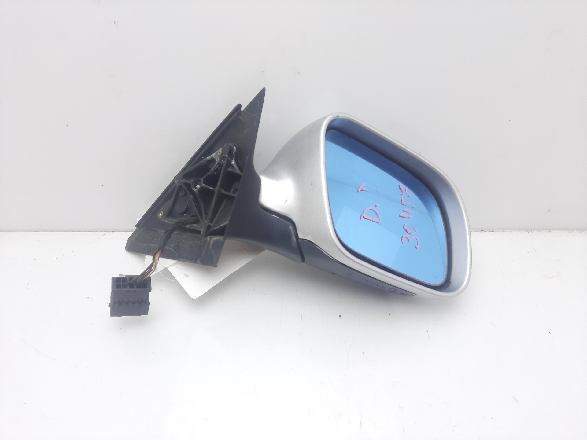 AUDI Right Side Wing Mirror 8D0857544 24133679