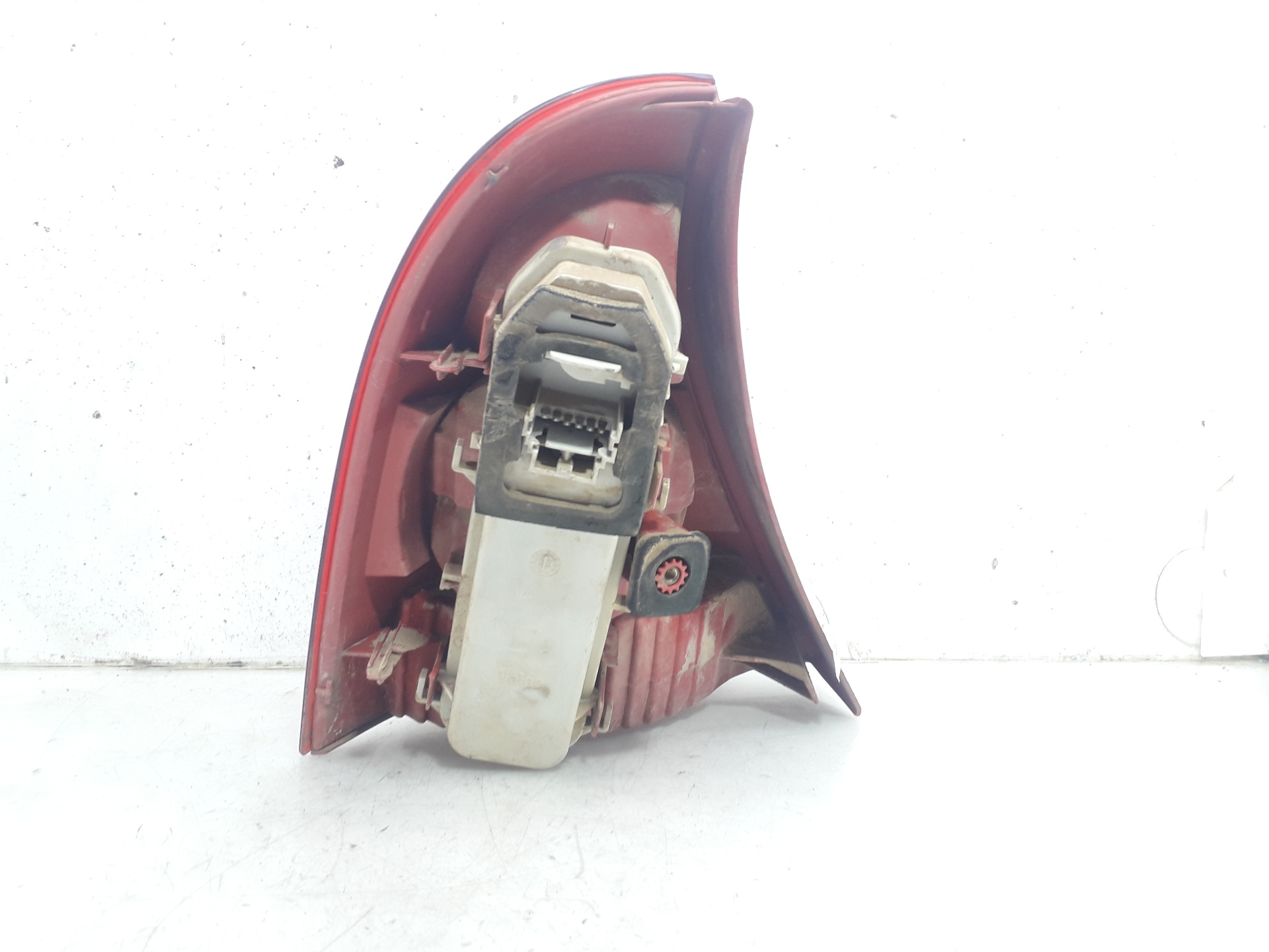 RENAULT Clio 2 generation (1998-2013) Galinis dešinys žibintas 8200917487 18800451