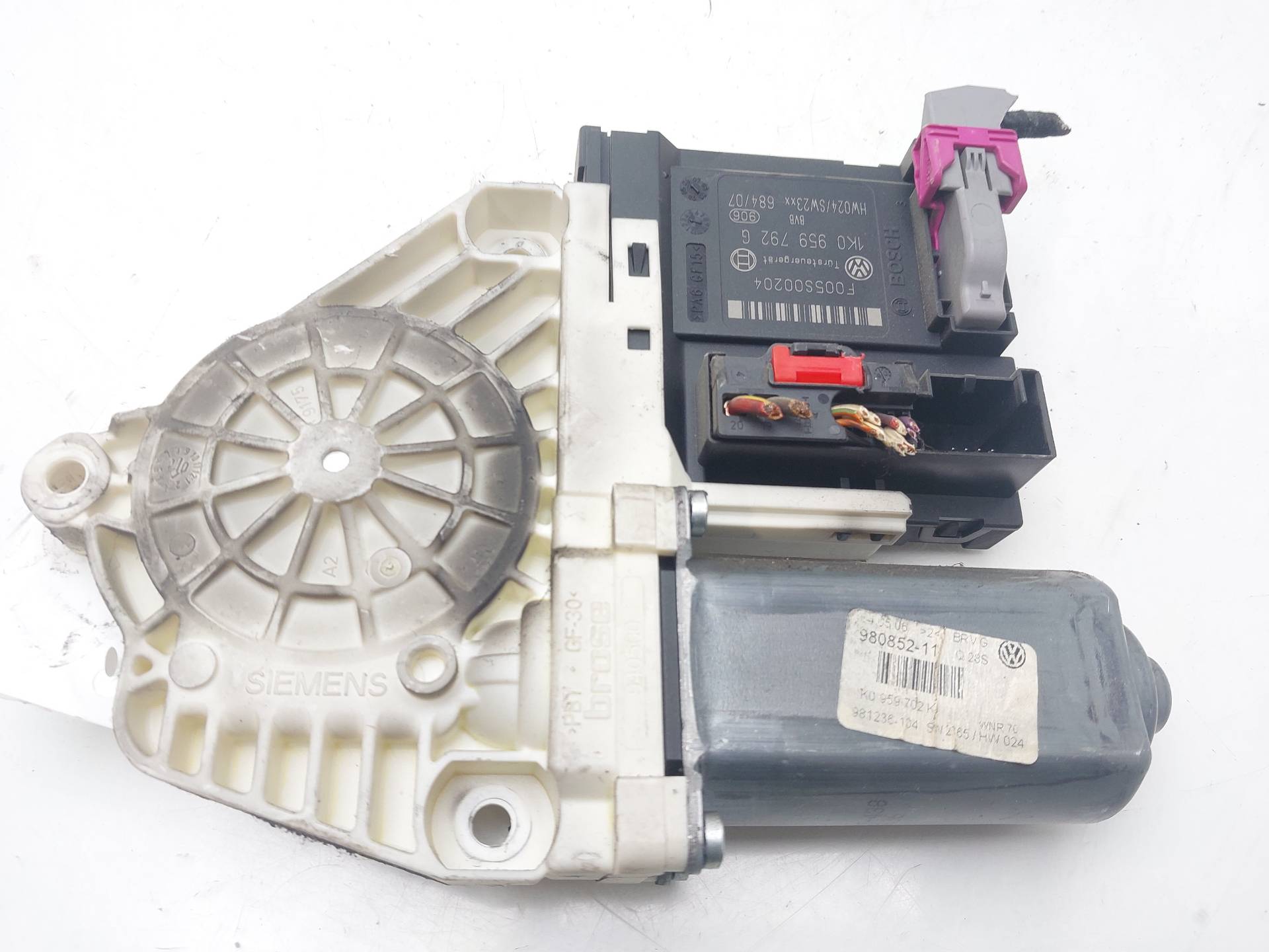 CHEVROLET Passat B6 (2005-2010) Front Right Door Window Control Motor 3C0959702 21807547