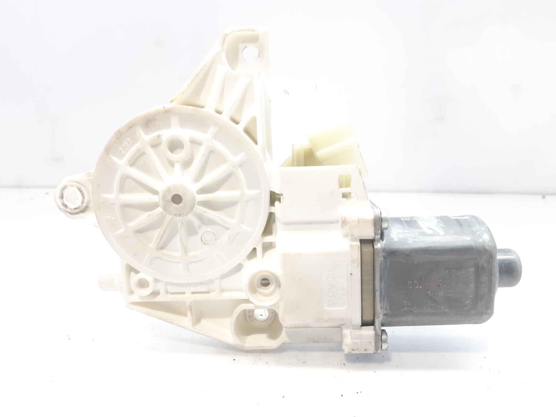 MERCEDES-BENZ C-Class W204/S204/C204 (2004-2015) Front Left Door Window Regulator Motor A2048200142 18795802