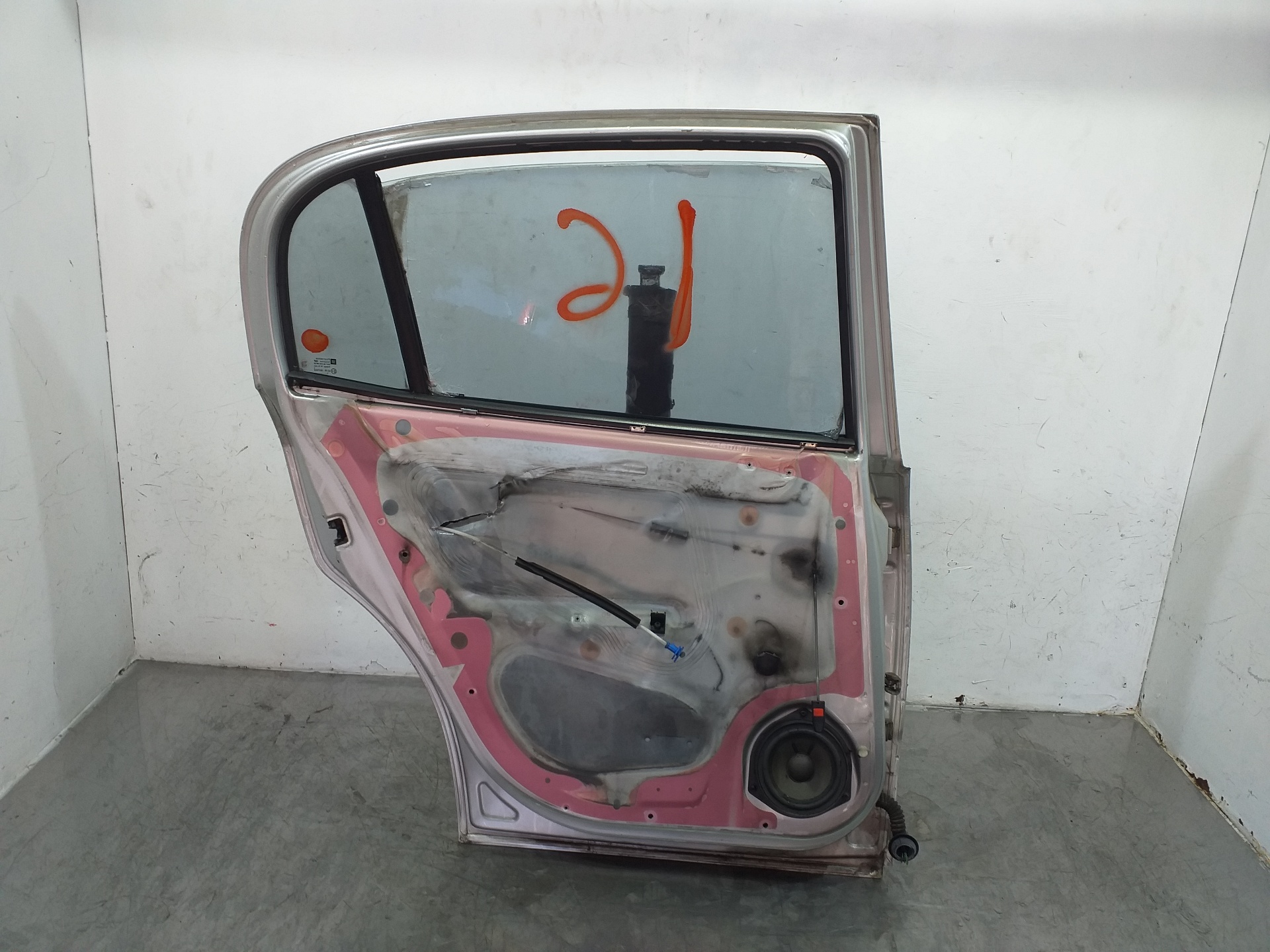 MAZDA 323 BA (1994-2000) Rear Left Door 13116455 25590673