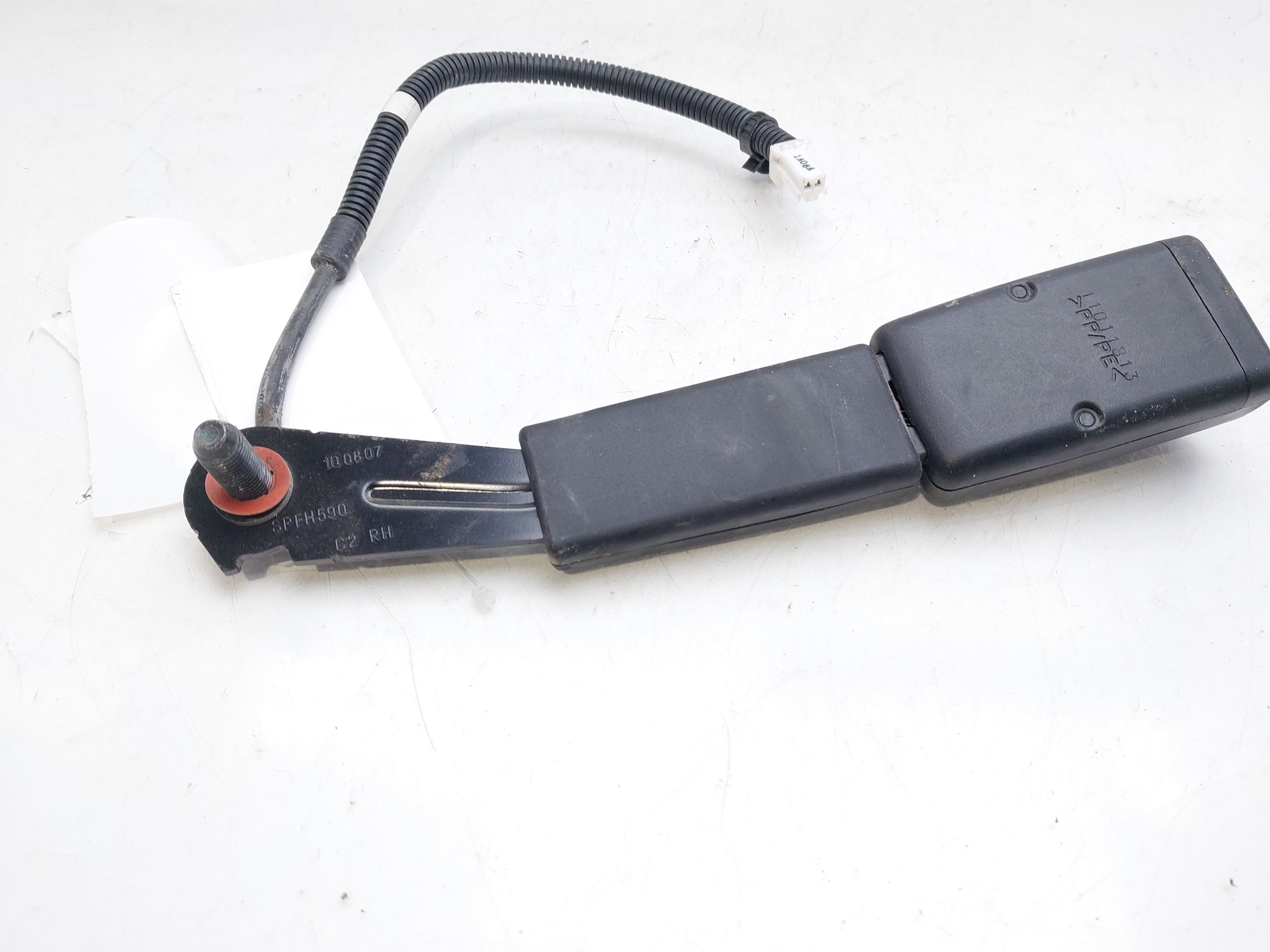 SSANGYONG Korando 2 generation (1997-2006) Front Right Seat Buckle 7462034002 24121128