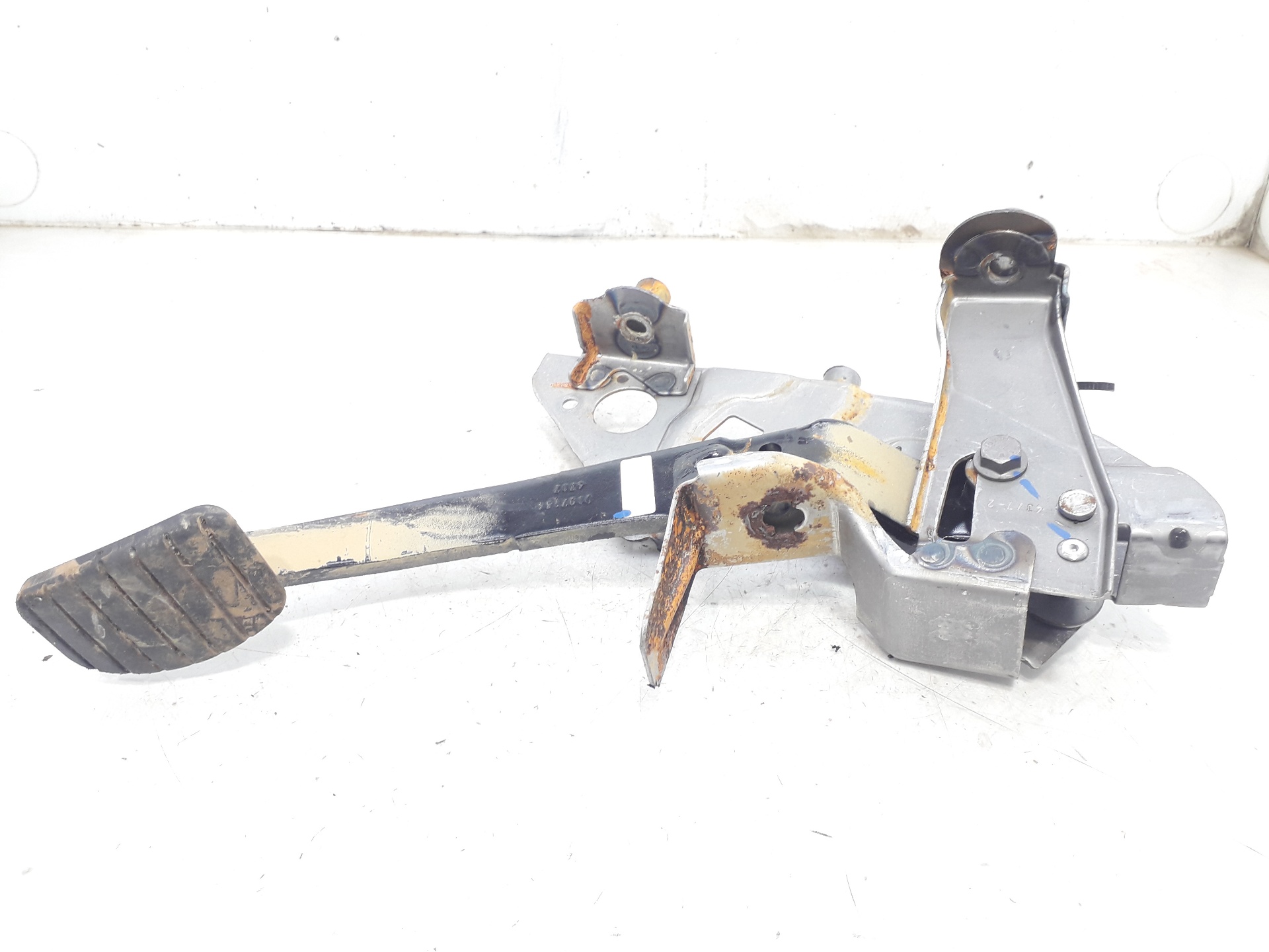 RENAULT Captur 1 generation (2013-2019) Brake Pedal 465013423R 18753522