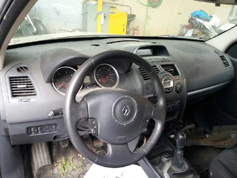 RENAULT Megane 2 generation (2002-2012) Jobb első ködlámpa 8200074008 22069666