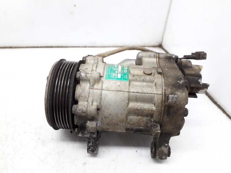 VOLKSWAGEN Polo 3 generation (1994-2002) Aircondition pumpe 6N0820803A 20185999