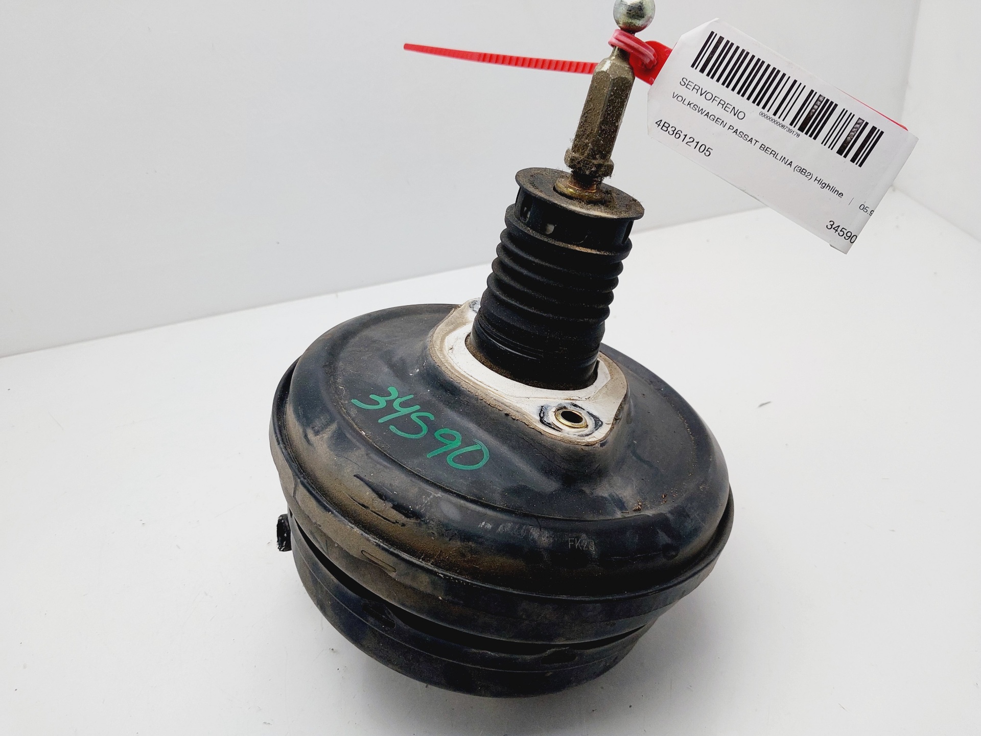 VOLKSWAGEN Passat B5 (1996-2005) Brake Servo Booster 4B3612105 25195637