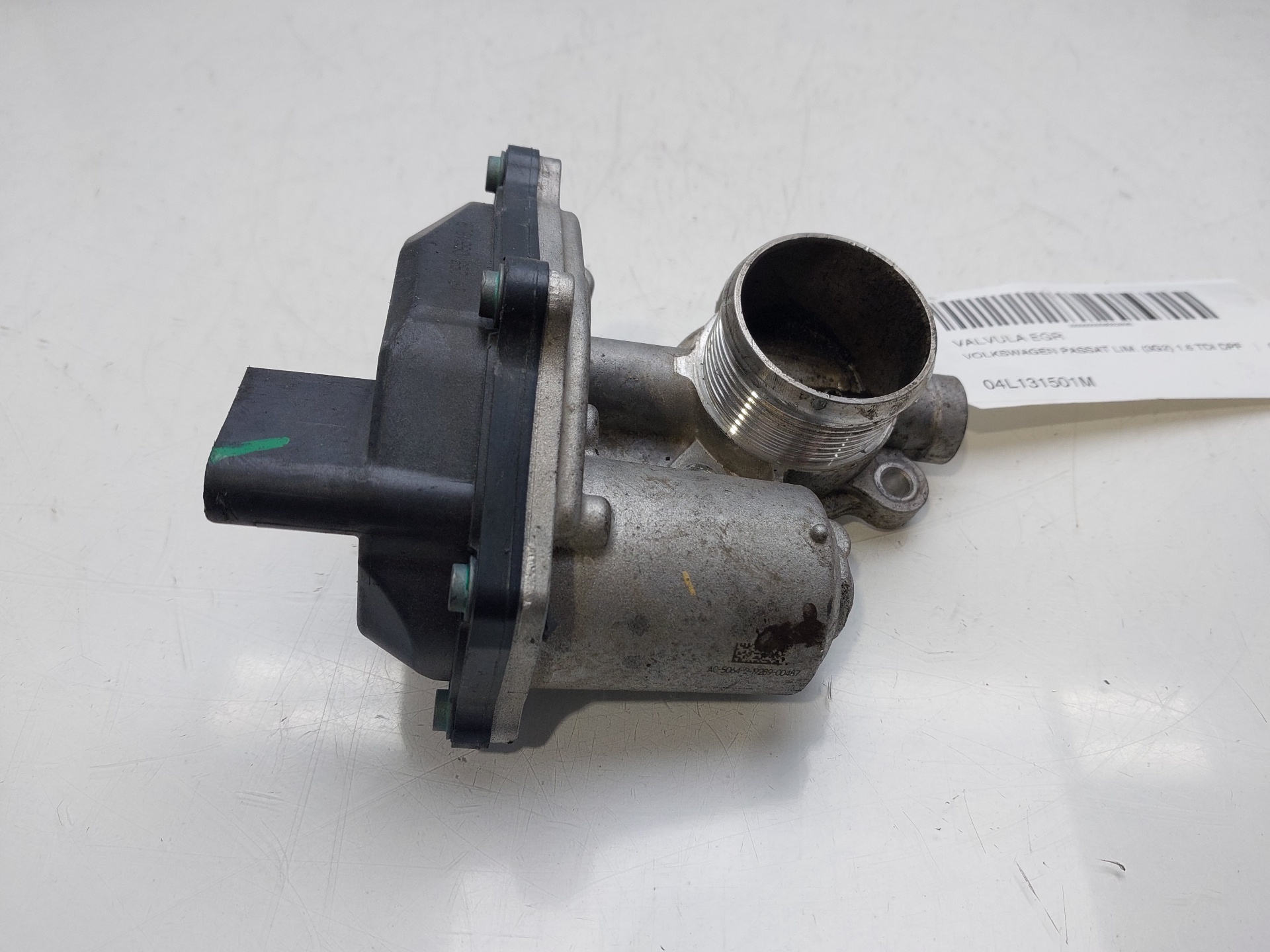 VOLKSWAGEN Passat B8 (2014-2023) EGR Valve 04L131501M 21186994