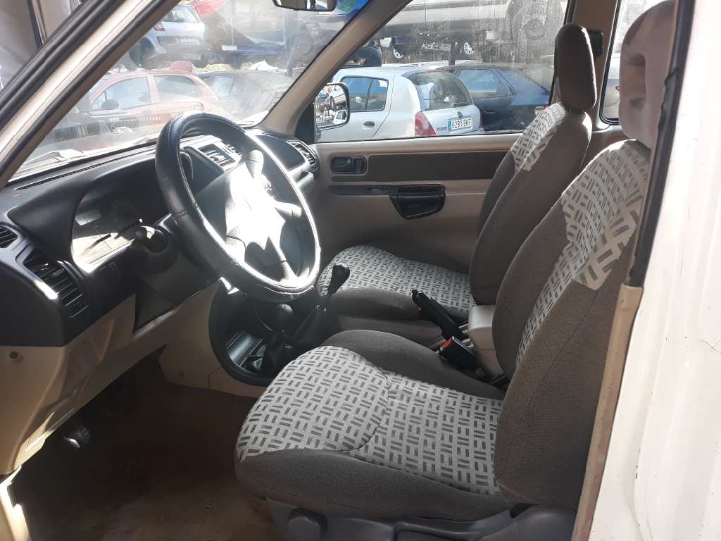 NISSAN Terrano 2 generation (1993-2006) Vasemman etuoven sisäkahvan kehys 8067190J00 20195017