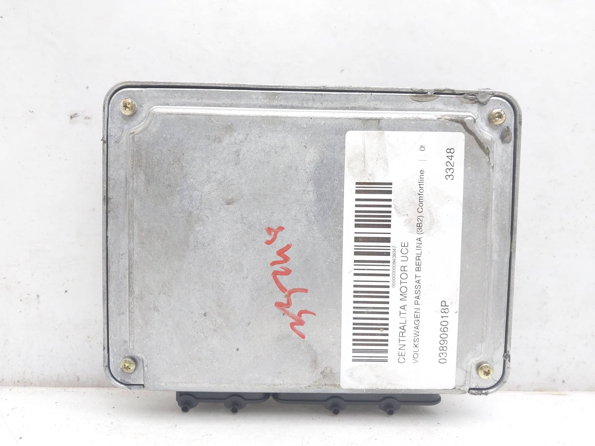 VOLKSWAGEN Passat B5 (1996-2005) Engine Control Unit ECU 038906018P 22631414