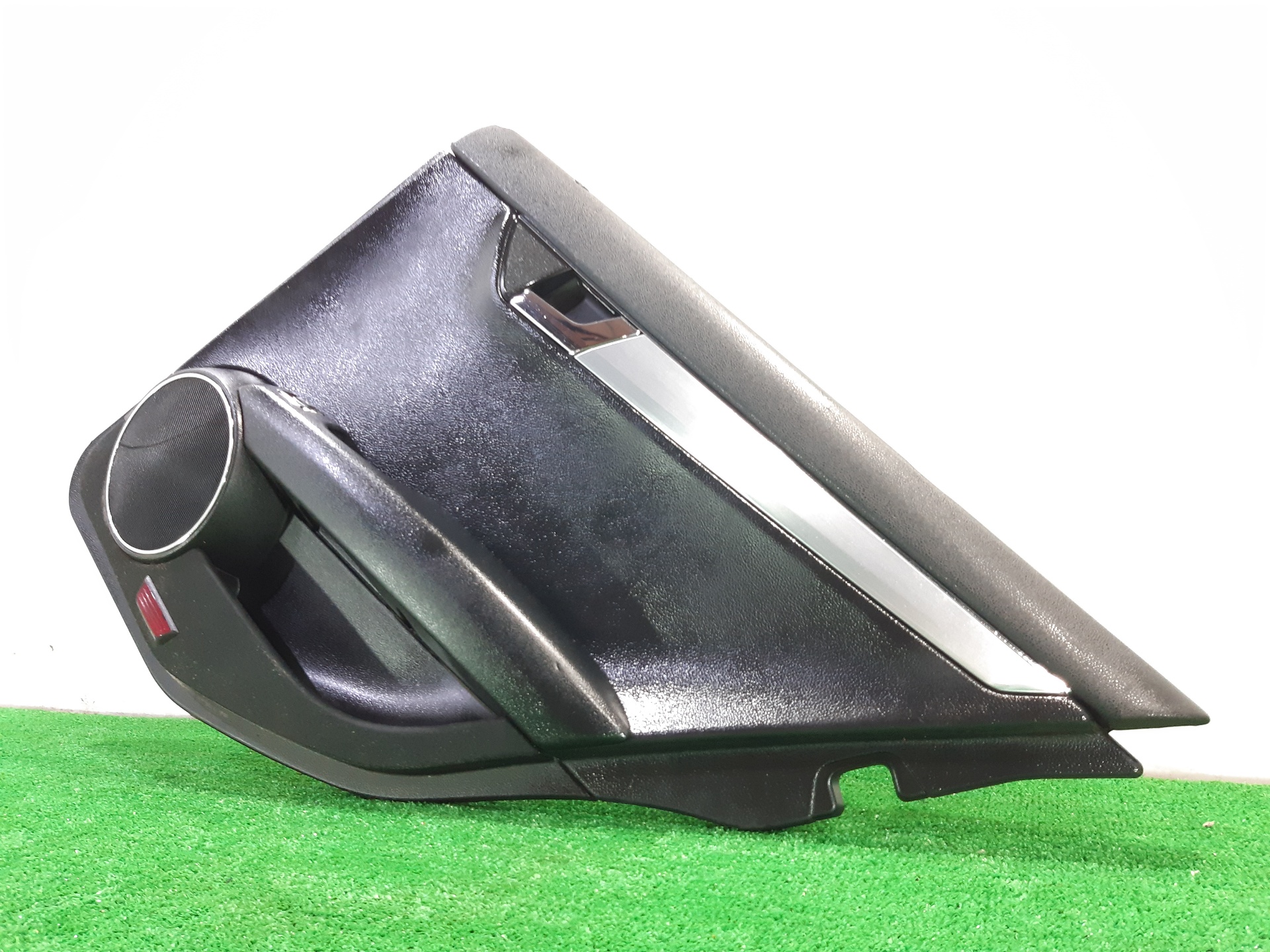 MERCEDES-BENZ C-Class W204/S204/C204 (2004-2015) Rear Right Door Panel A2045402710 18750425