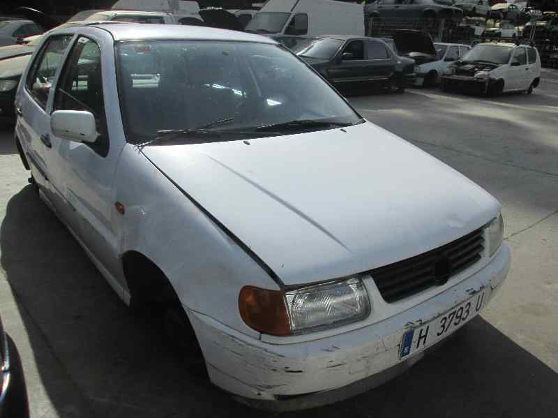 VOLKSWAGEN Polo 3 generation (1994-2002) Luftkondisjoneringspumpe 6N0820803A 20165604