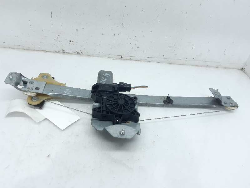 RENAULT Clio 3 generation (2005-2012) Front Right Door Window Regulator 807205569R 20175672