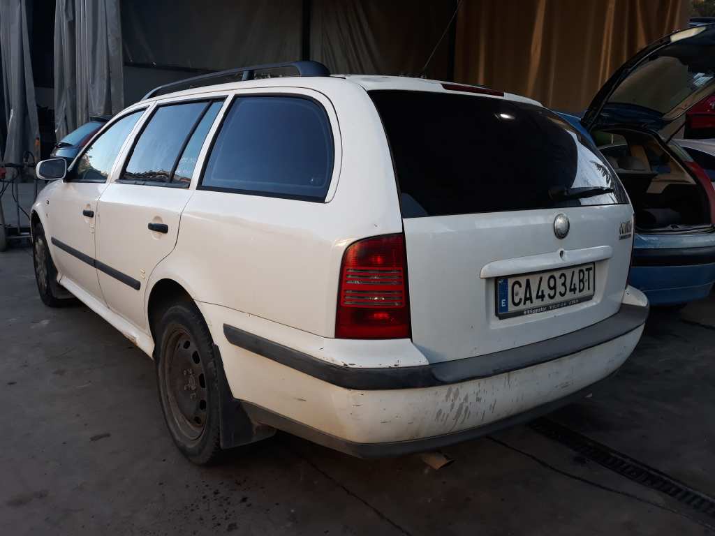 SKODA Octavia 1 generation (1996-2010) Кнопка стеклоподъемника задней правой двери 3B0959855 20195736