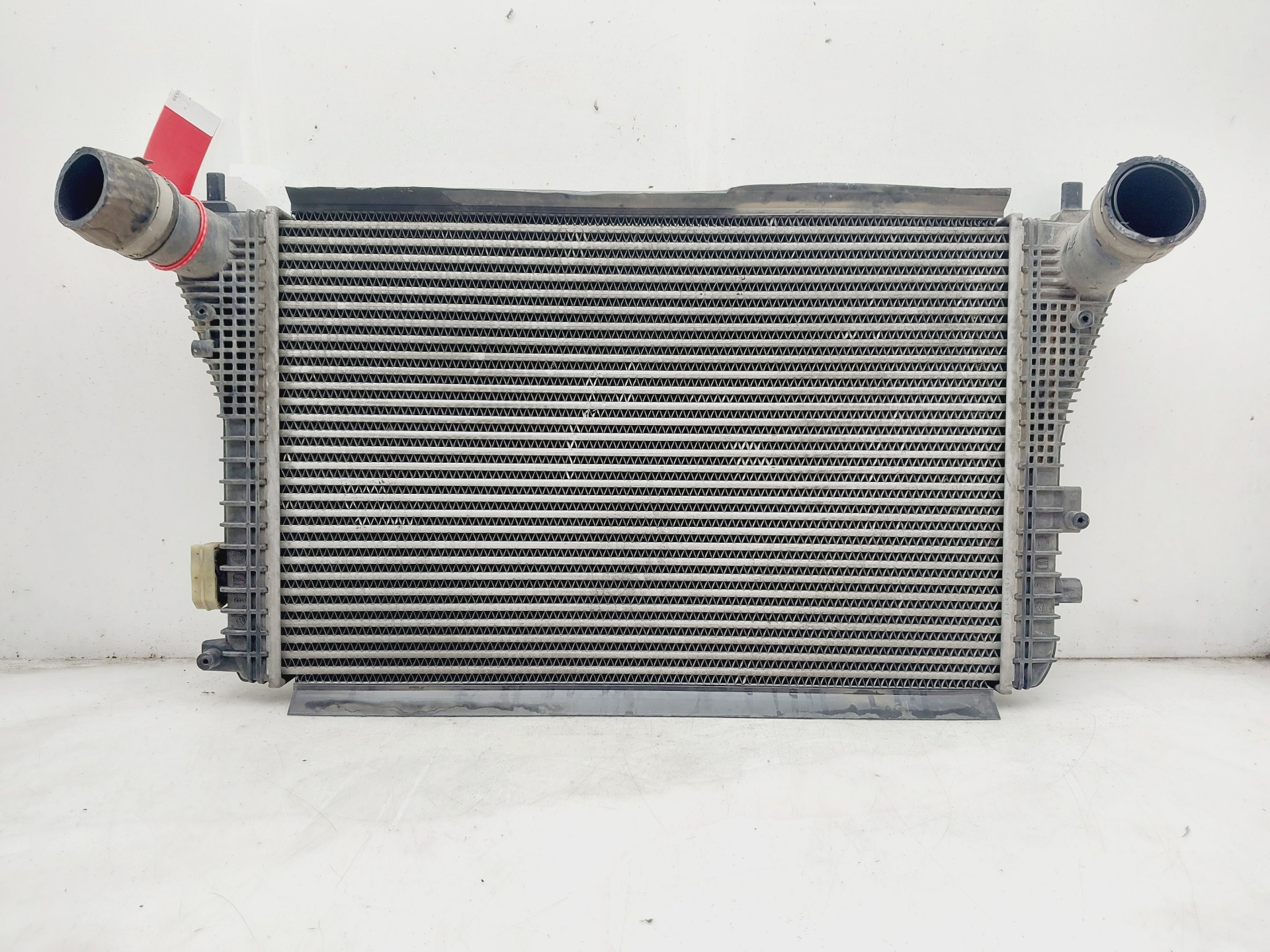 VOLKSWAGEN Passat B6 (2005-2010) Intercooler Radiator 3C0145805AD 26457174