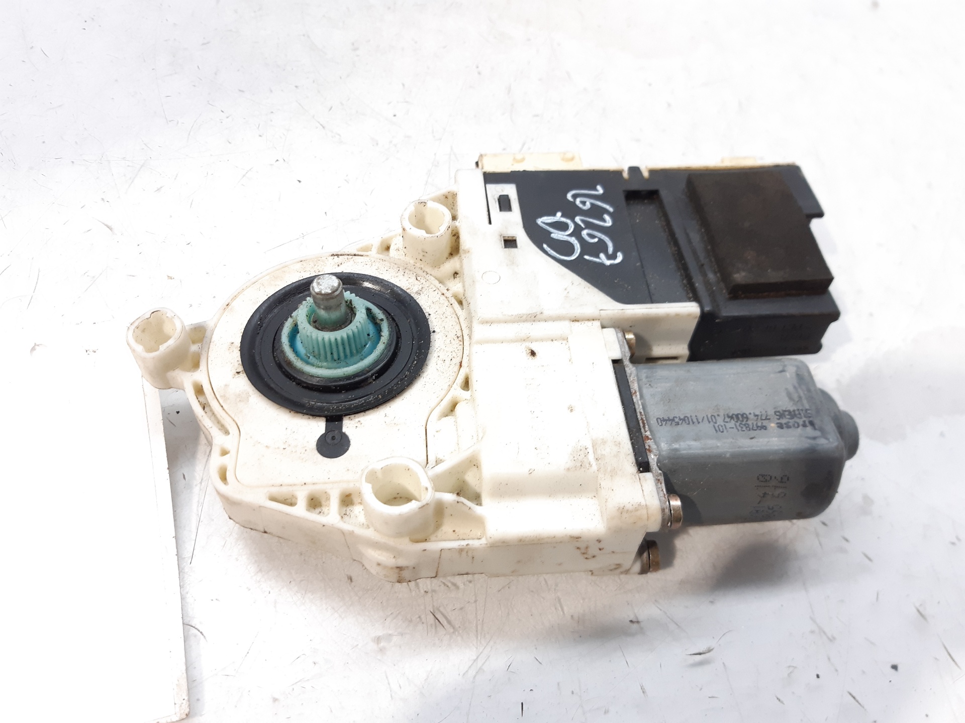 CITROËN C4 1 generation (2004-2011) Front Right Door Window Control Motor 9222AQ 18769042