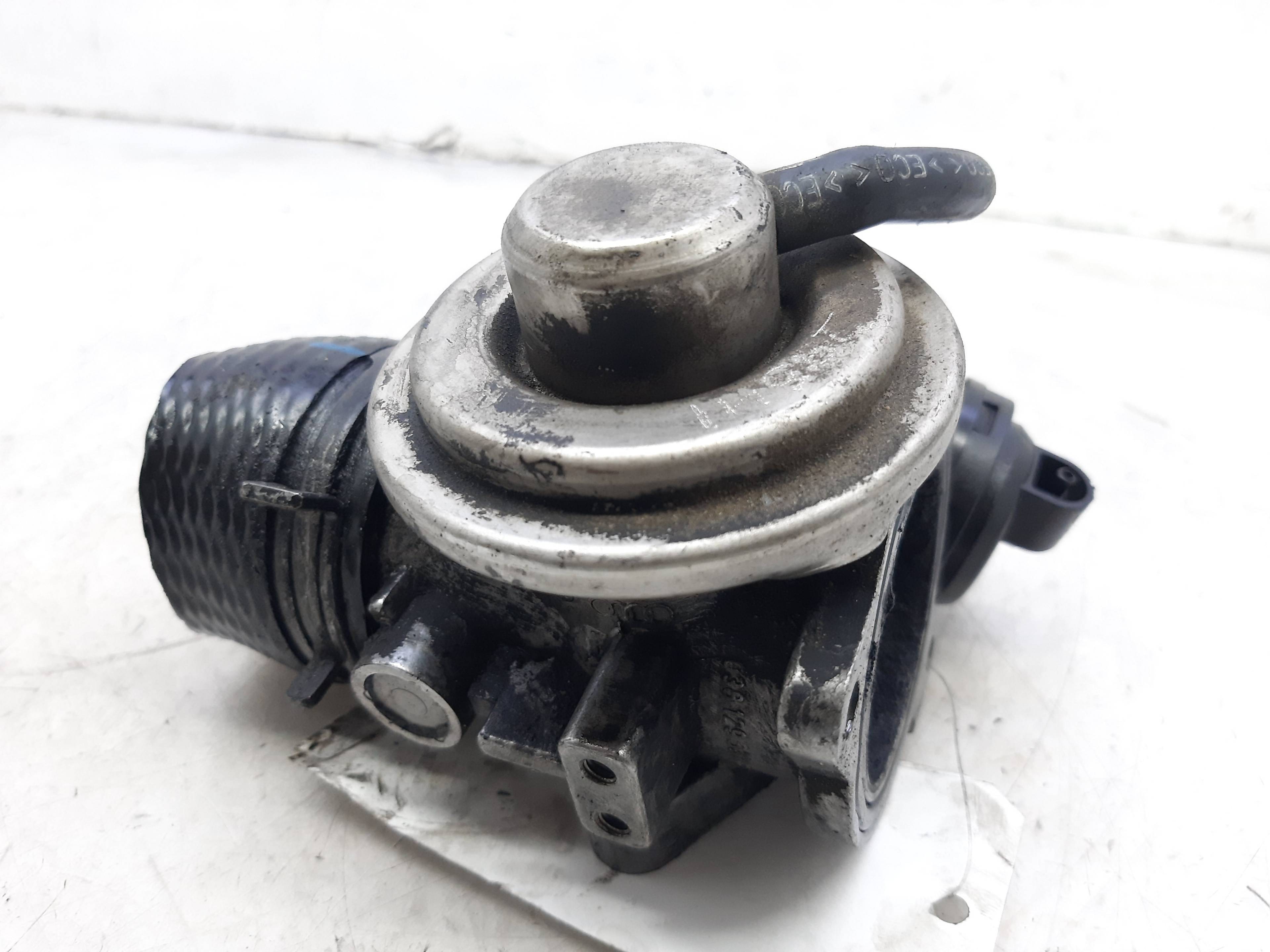 NISSAN Cordoba 2 generation (1999-2009) EGR szelep 038129637B 22467079