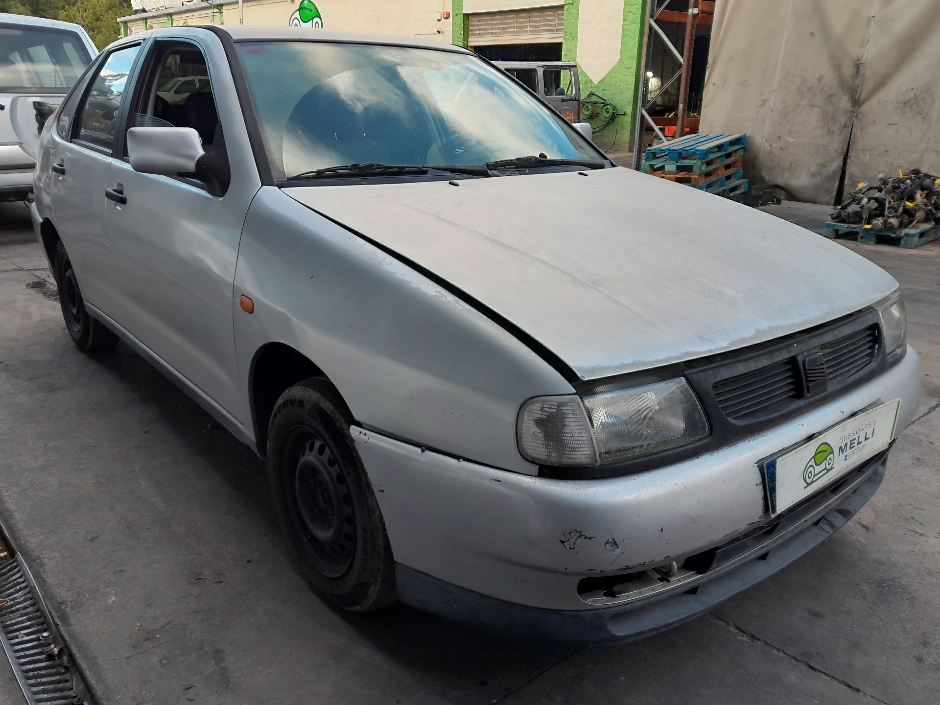 SEAT Ibiza 2 generation (1993-2002) Крыло переднее правое 6K0821022B 20767481