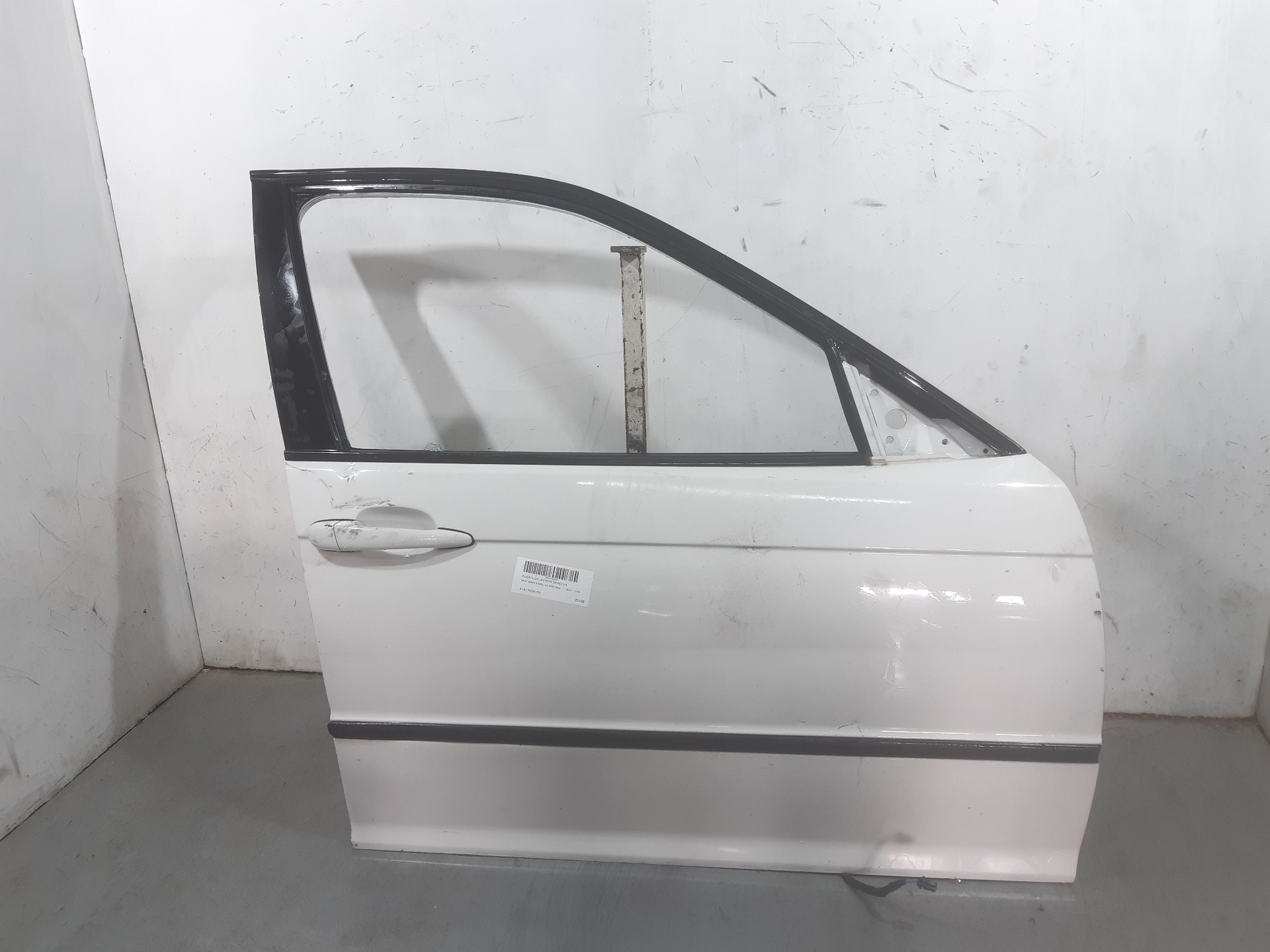 BMW 3 Series E46 (1997-2006) Front Right Door 41517034152 18729774