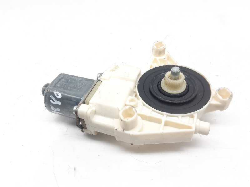 MERCEDES-BENZ GLK-Class X204 (2008-2015) Rear Left Door Window Control Motor A2048200542 18489331