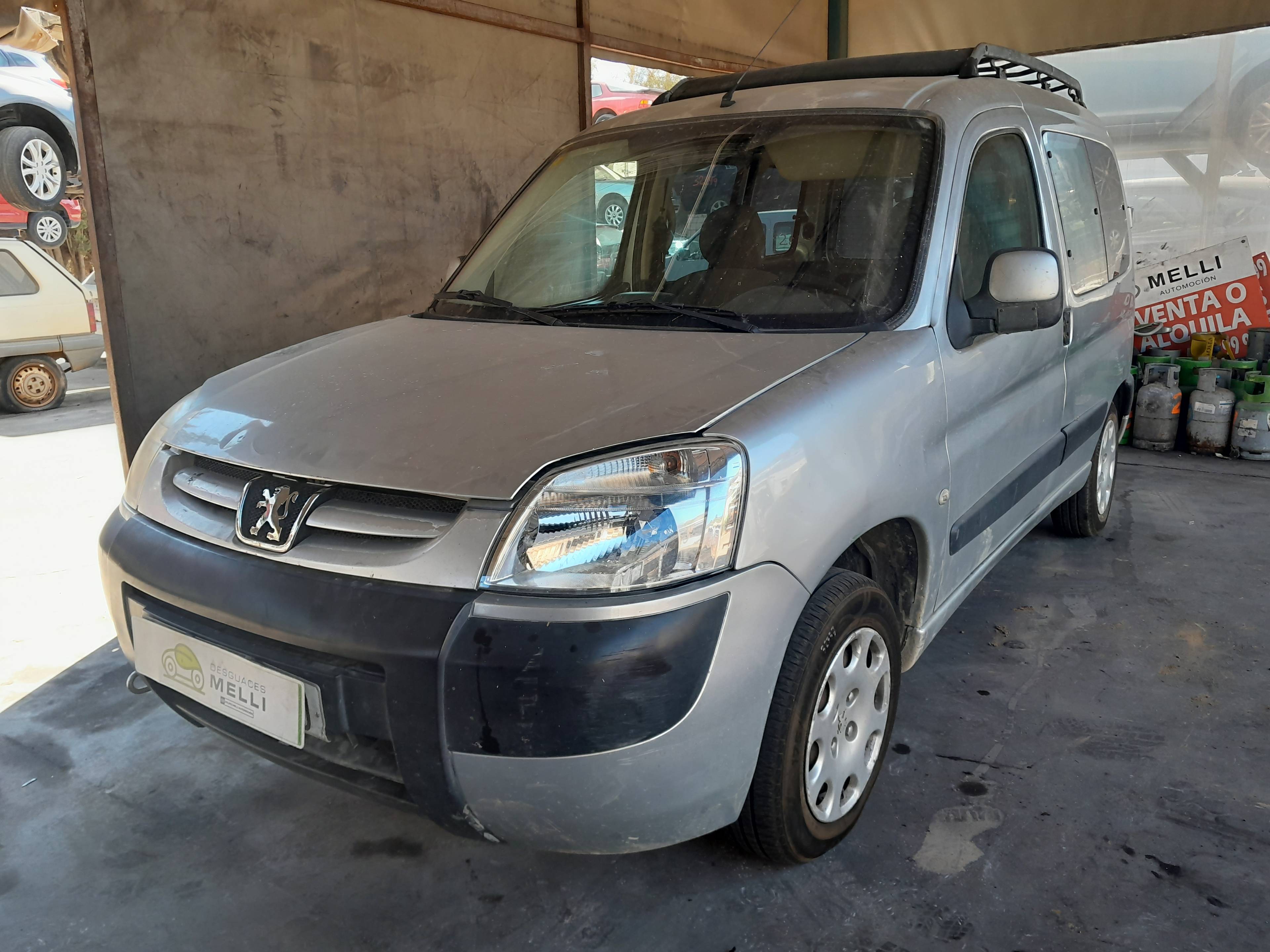 PEUGEOT Partner 1 generation (1996-2012) Ступица передняя правая 364754 21179654