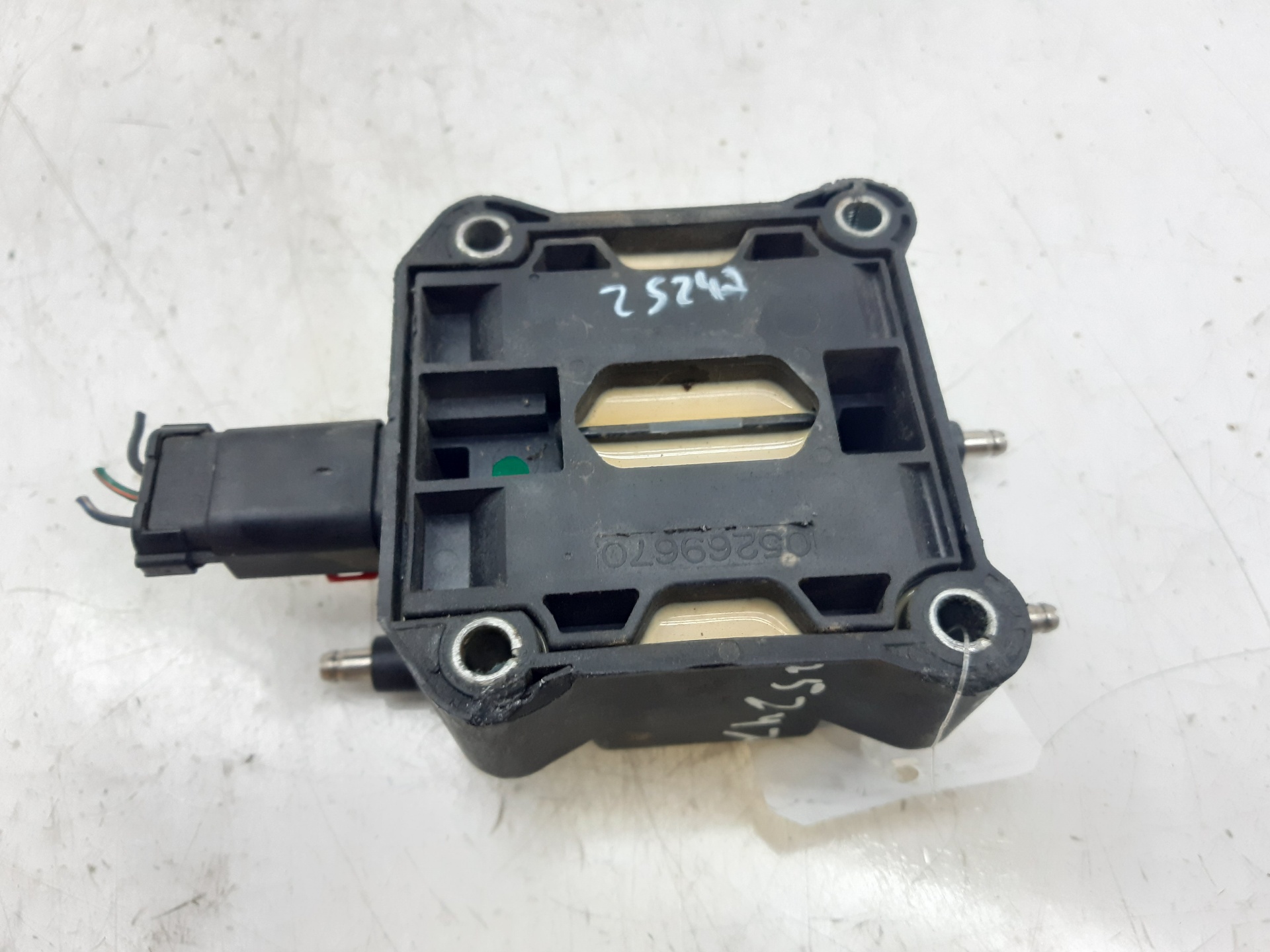 Bobina de encendido GC02.0L 05269670 de Chrysler Stratus 1995-2001 131 CV con 73666 km - pieza usada
