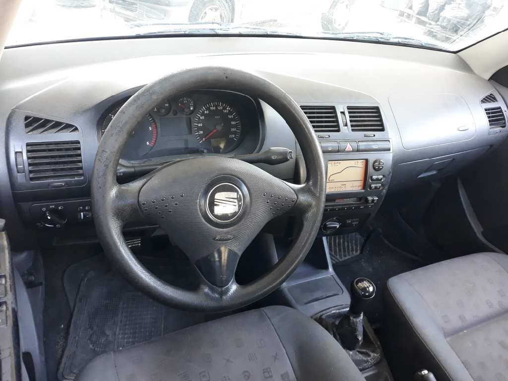 SEAT Cordoba 1 generation (1993-2003) Réservoir de lave-vitre 6K0955453 20189020