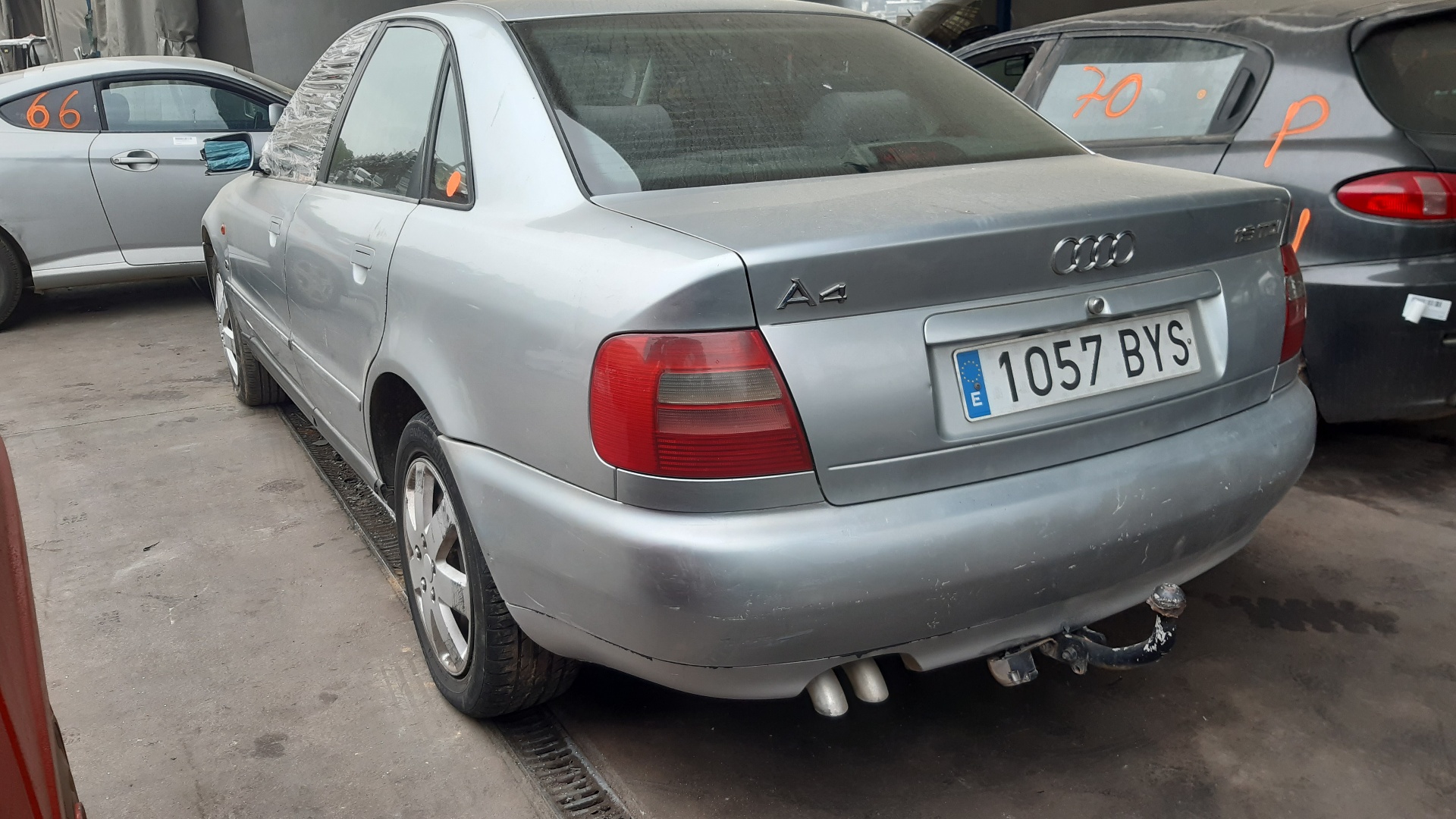 AUDI A3 8L (1996-2003) Наружная ручка передней левой двери 4A0837205D 24129330