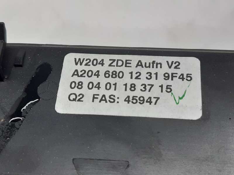 MERCEDES-BENZ C-Class W204/S204/C204 (2004-2015) Andre interiørdeler A2046801231 22131074