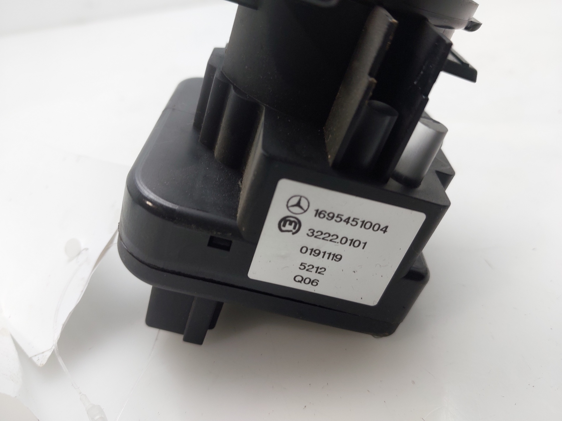 MERCEDES-BENZ A-Class W169 (2004-2012) Headlight Switch Control Unit 1695451004 24820064