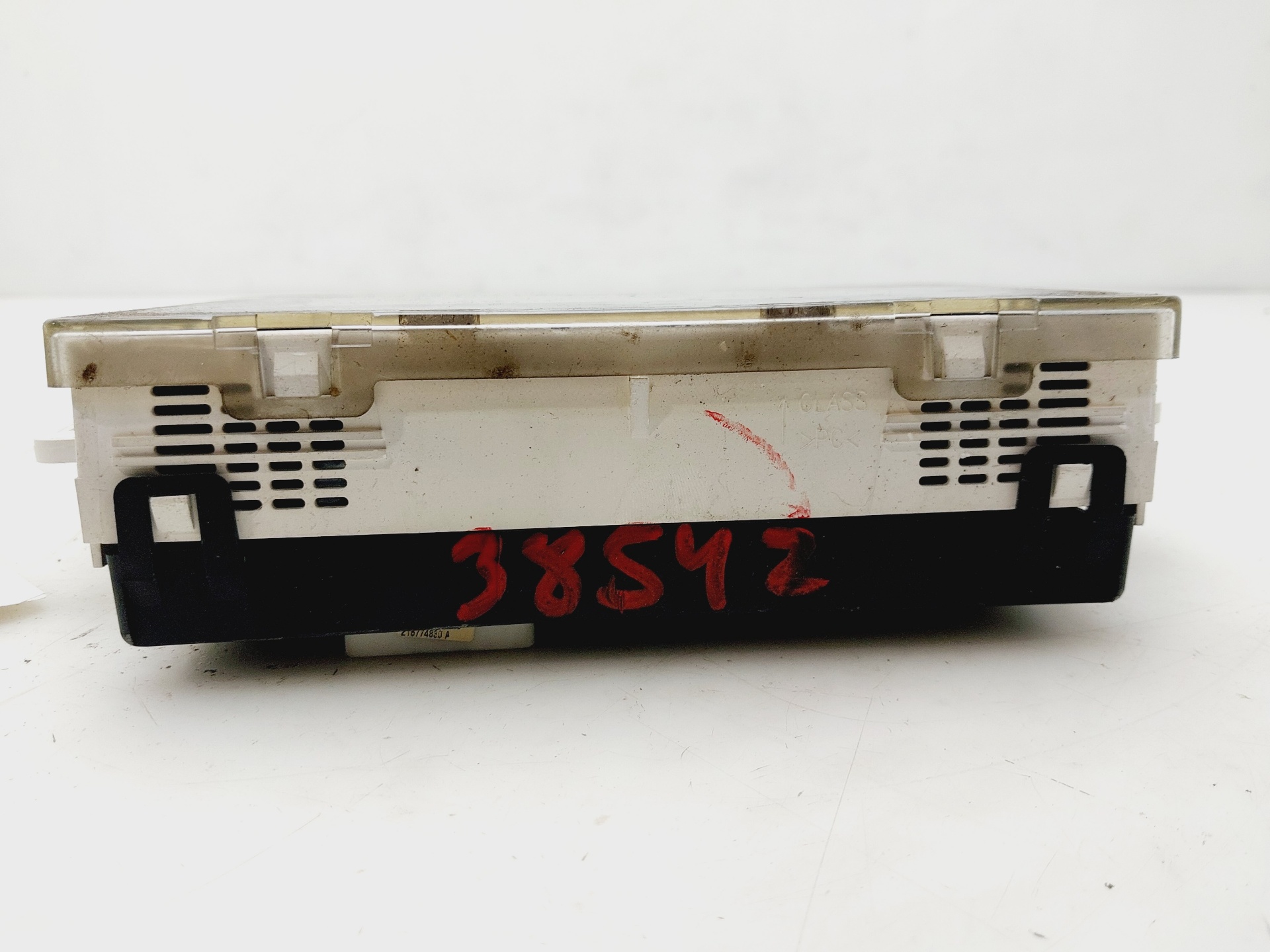 Pantalla multifunción K9K722 21677652 de Nissan Almera ii hatchback (n16) 2000-2003 82 CV - pieza usada