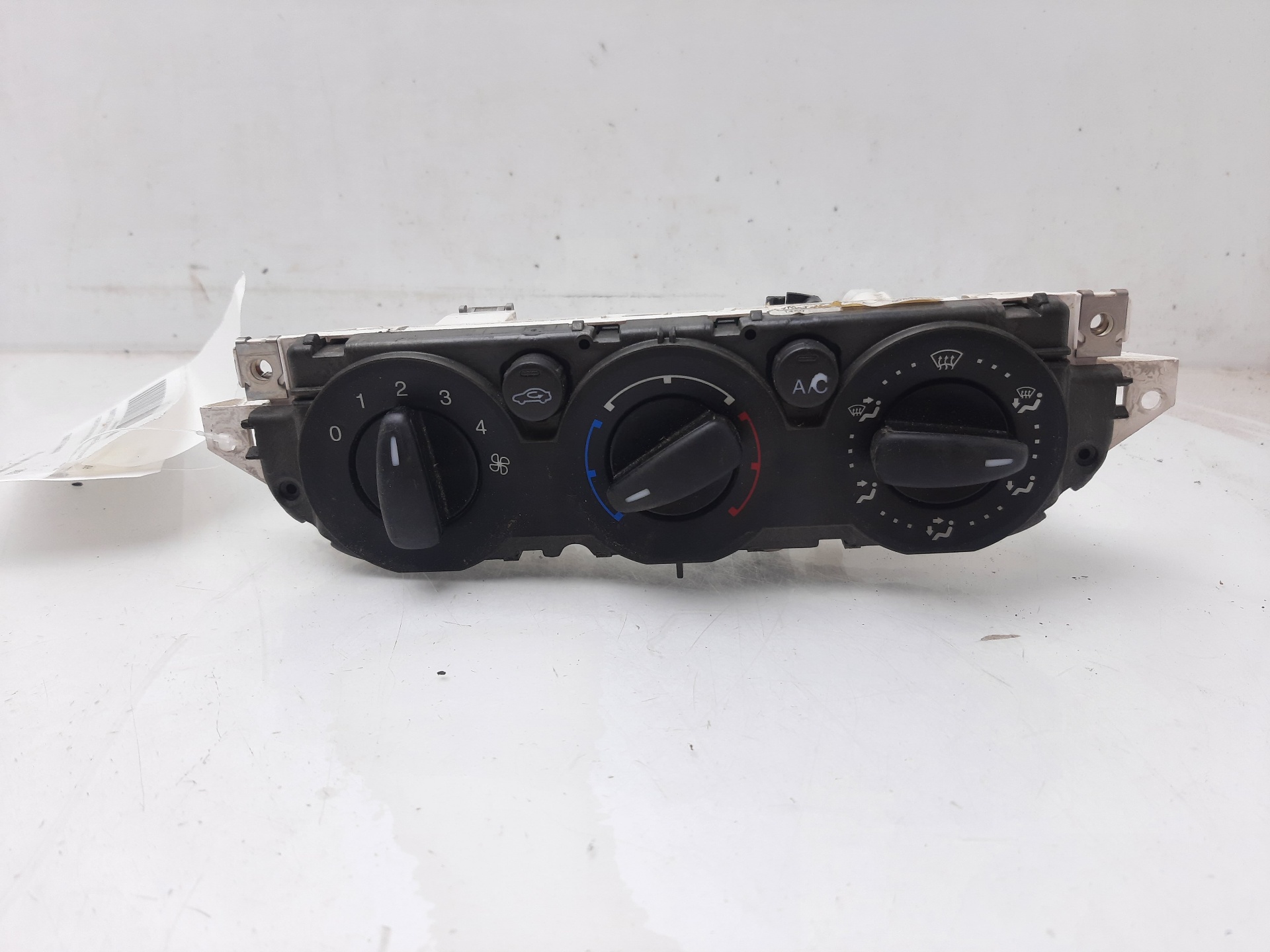 FORD Focus 2 generation (2004-2011) Climate  Control Unit 7M5T19980AA 23804308