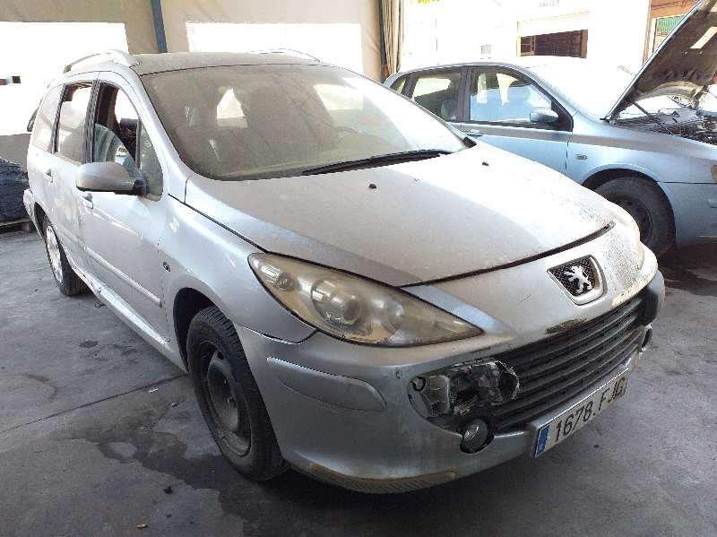 PEUGEOT 307 1 generation (2001-2008) Aizmugurējo labo durvju logu pacēlājs 9224A3 20189591