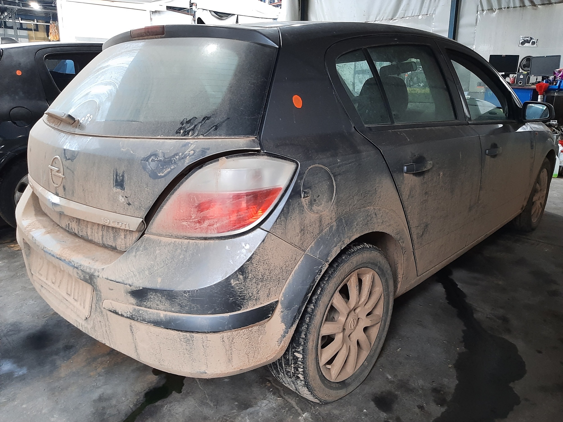 OPEL Astra J (2009-2020) Решетка радиатора 13108463 23005089