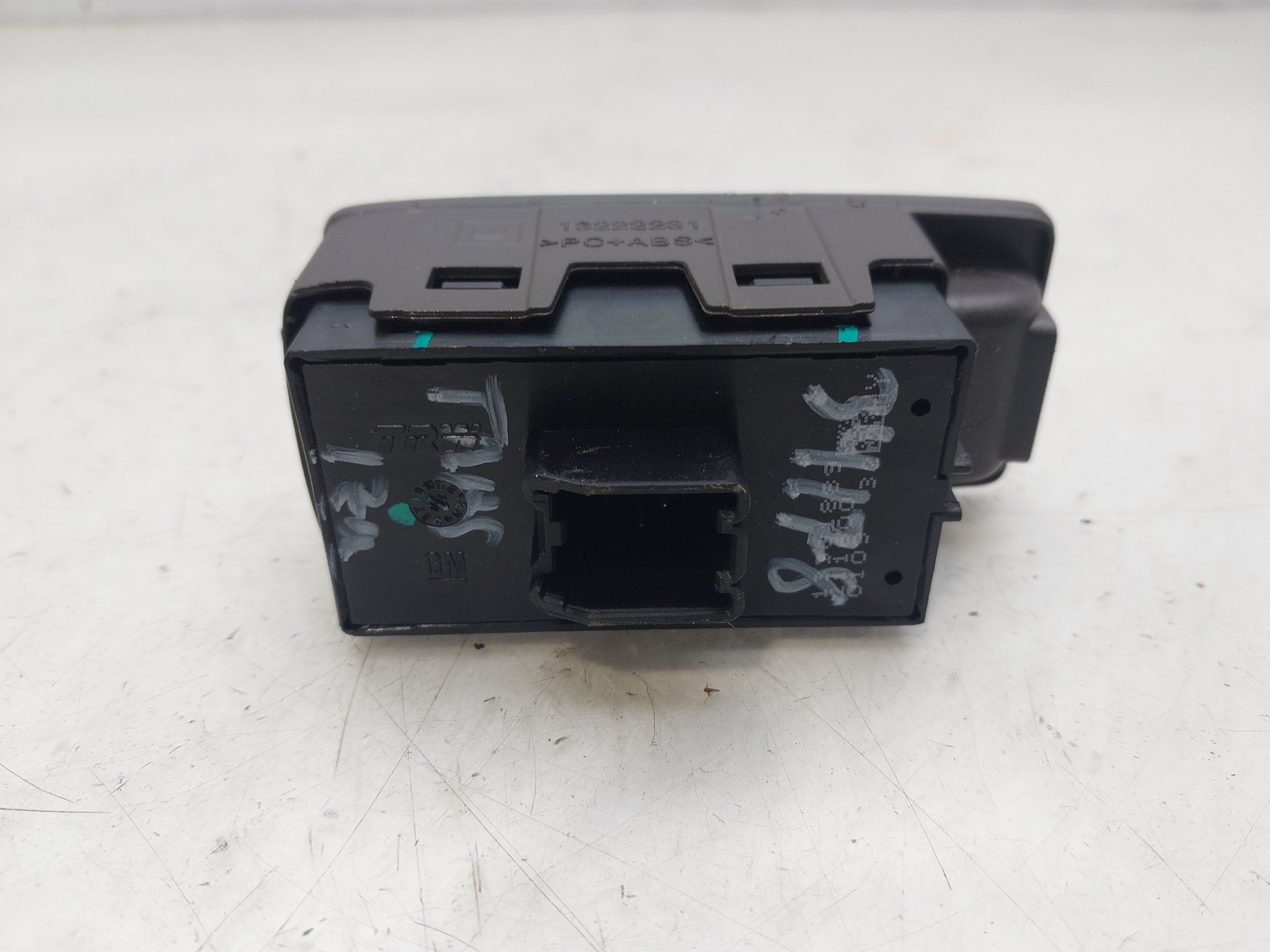 OPEL Insignia A (2008-2016) Rear Right Door Window Control Switch 13301889 24758602