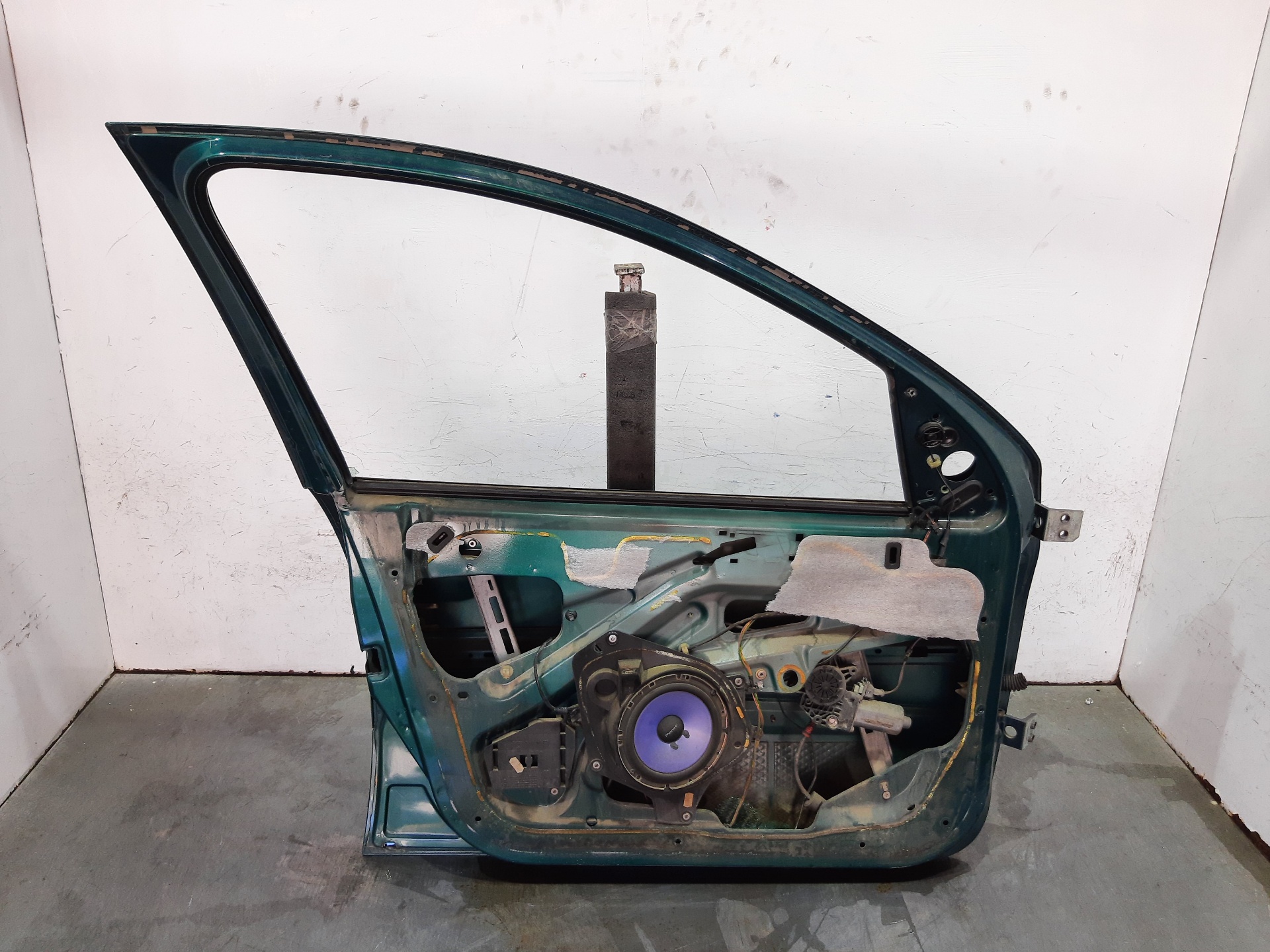 PEUGEOT 206 1 generation (1998-2009) Usa fata stanga 9002K5 20647846